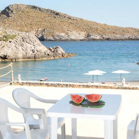 Beachfront Studio Kyma West ~ Crete's Hidden Gem Kali Limenes Buitenkant foto