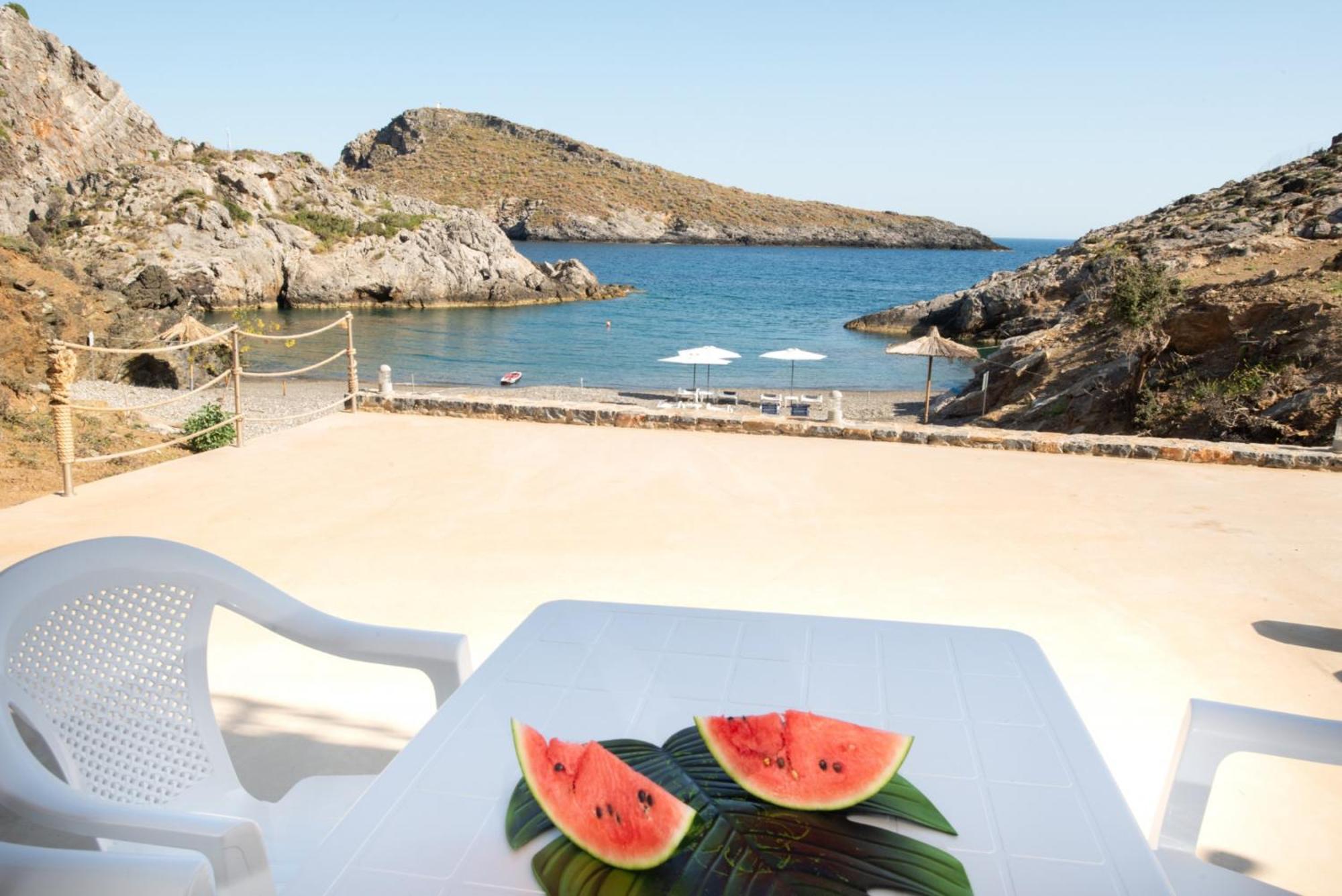 Beachfront Studio Kyma West ~ Crete's Hidden Gem Kali Limenes Buitenkant foto